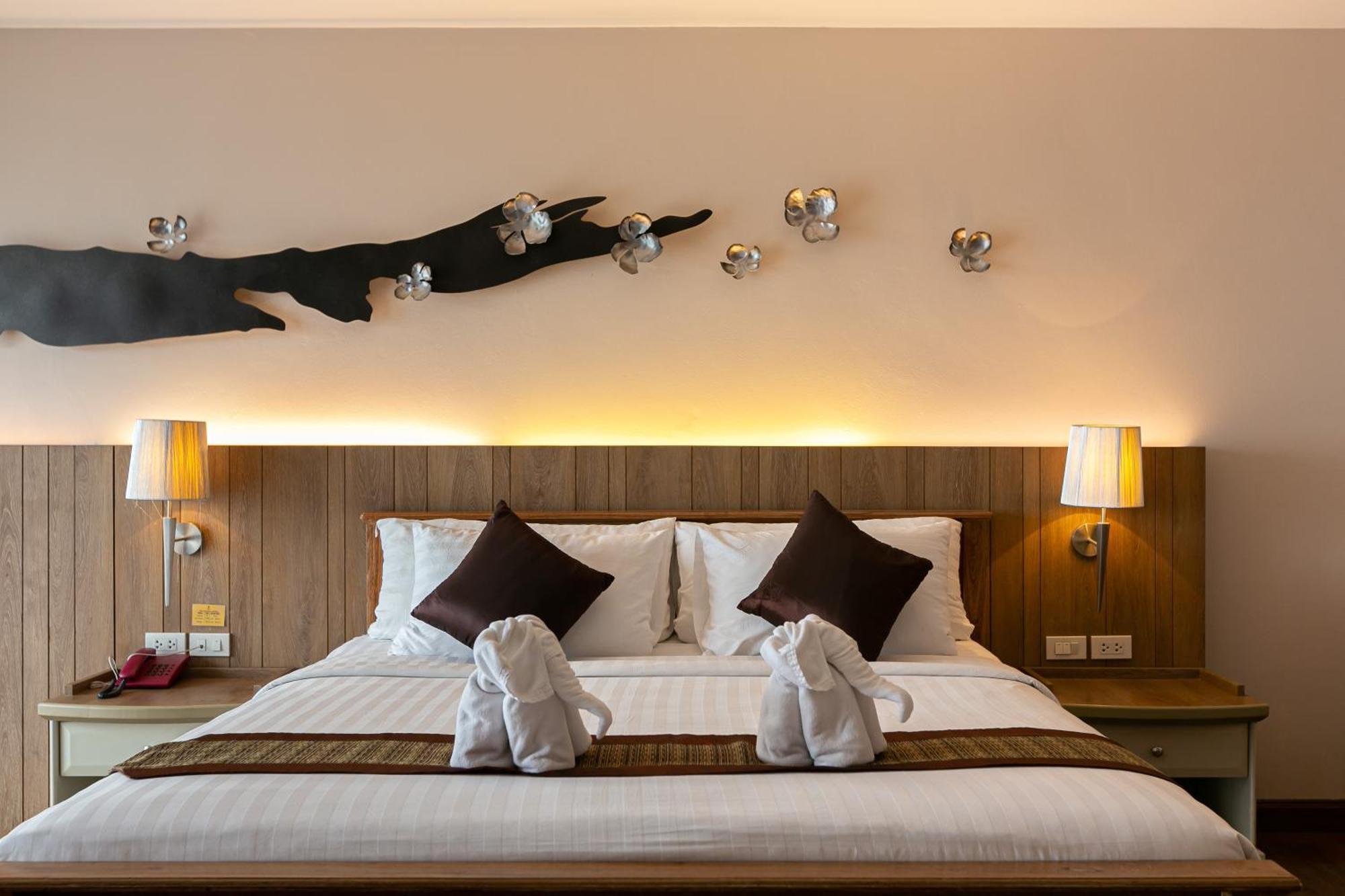 Grand Ratchapruek Hotel Pak Kret Bagian luar foto