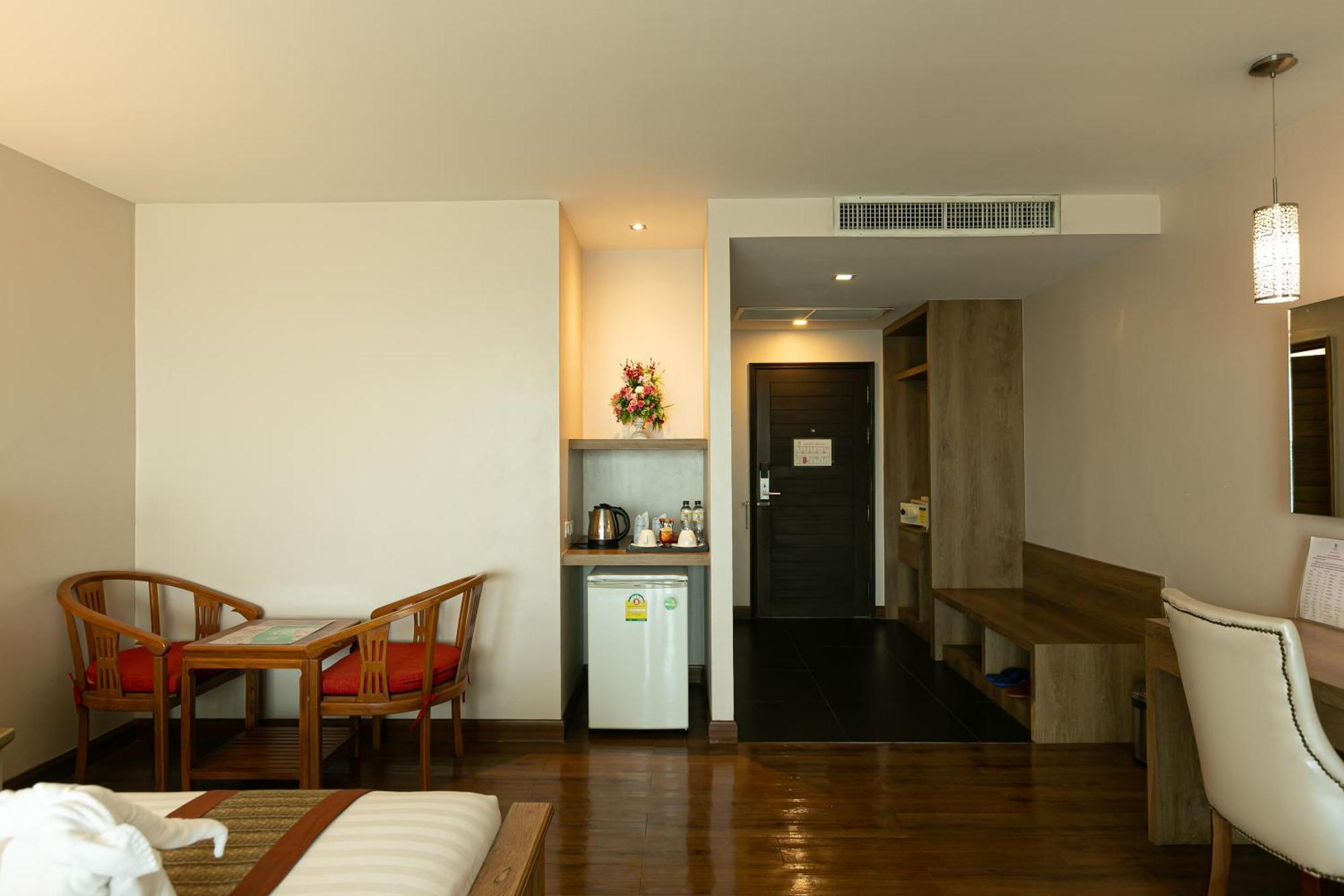 Grand Ratchapruek Hotel Pak Kret Bagian luar foto