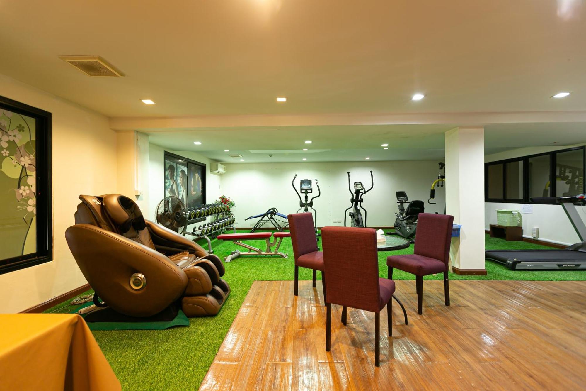 Grand Ratchapruek Hotel Pak Kret Bagian luar foto
