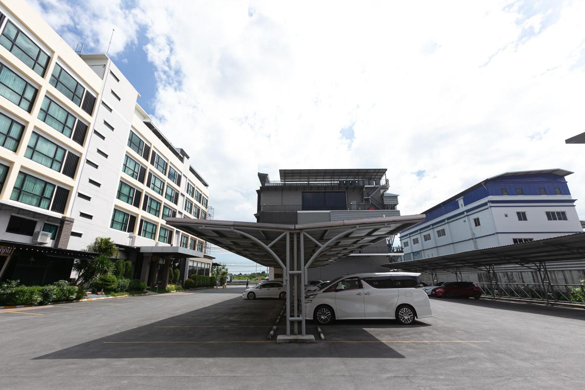 Grand Ratchapruek Hotel Pak Kret Bagian luar foto