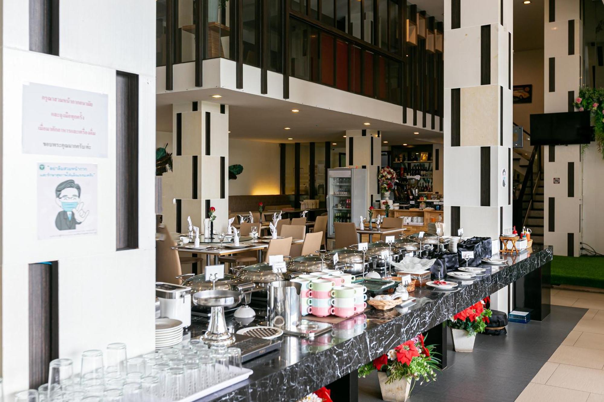 Grand Ratchapruek Hotel Pak Kret Bagian luar foto
